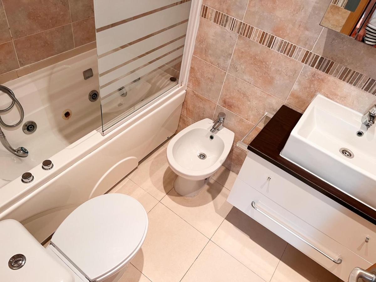 Apartamentos Boutique Calablanca 奥罗佩萨德尔马 外观 照片
